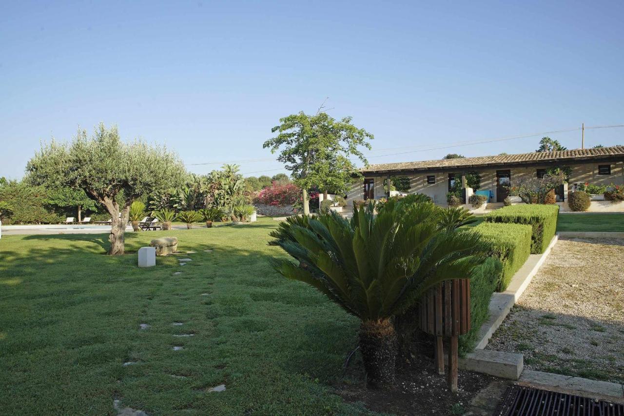 Torre Dantona Country Suites Pozzallo Exterior photo